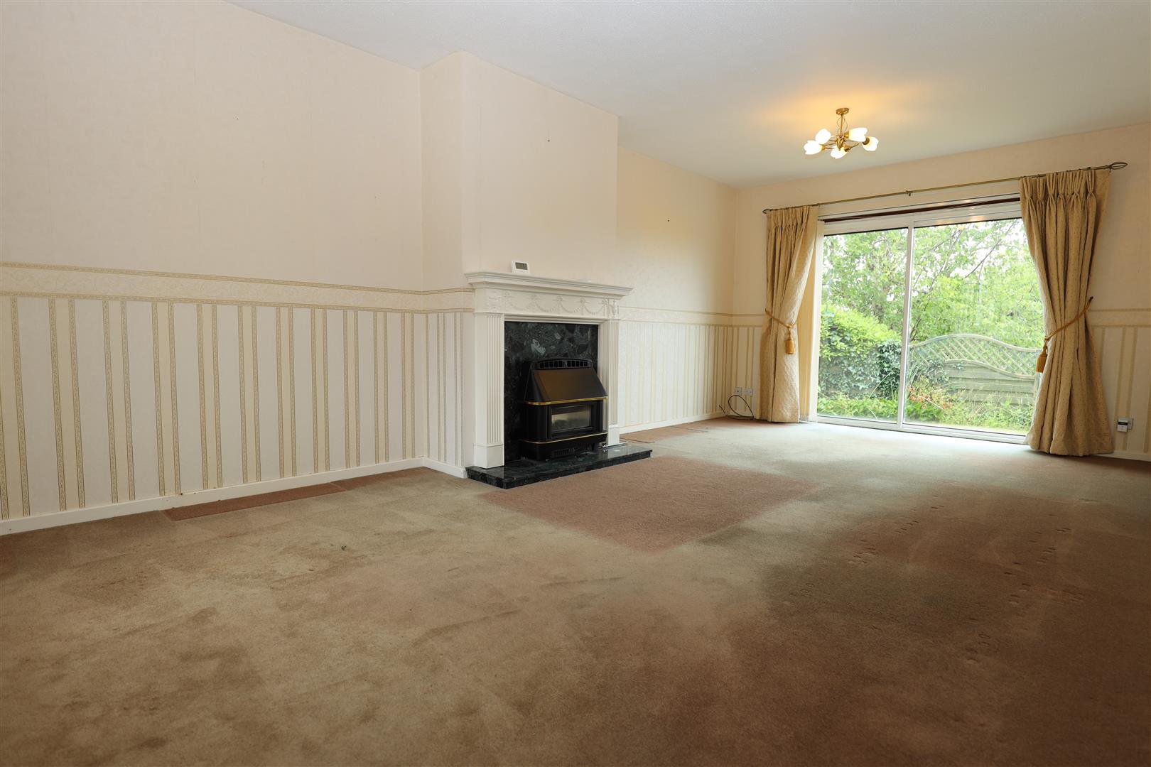Hillside Drive, Cowbridge, Vale of Glamorgan, CF71 7EA